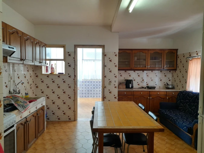 Quarto para Arrendamento em Santo Antonio dos Olivais Foto 14