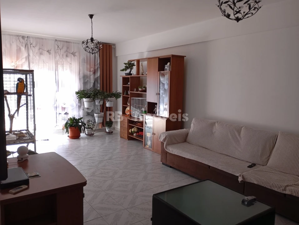 Apartamento T3 para Venda em Fatima Foto 2