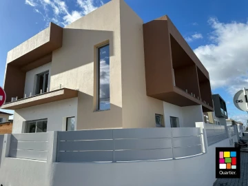 Moradia T3 para Venda em Fernao Ferro