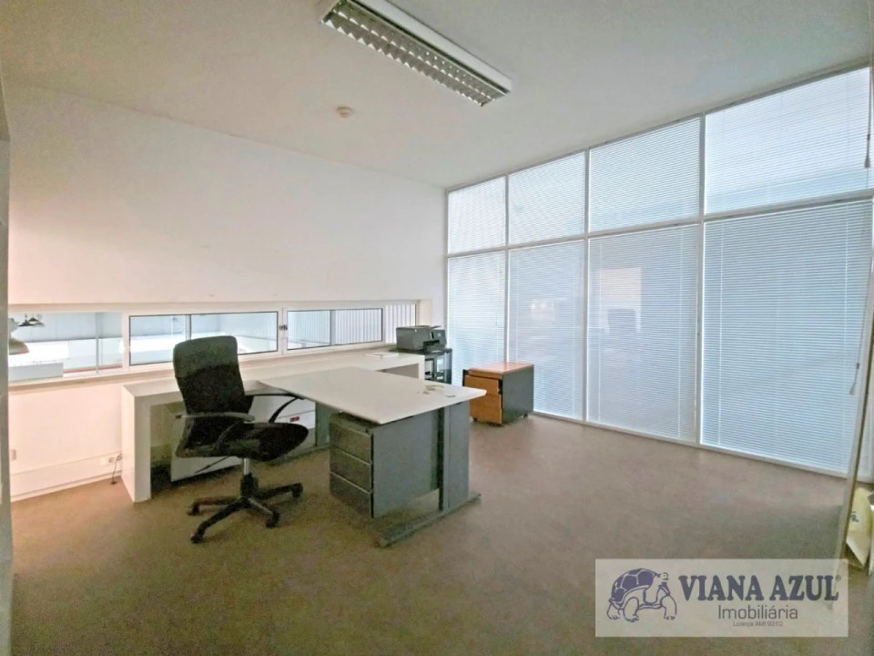 Armazém para Arrendamento em São Romão de Neiva Foto 11