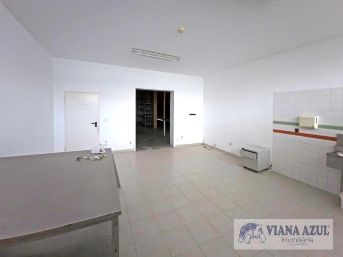 Armazém para Arrendamento em São Romão de Neiva Foto 6