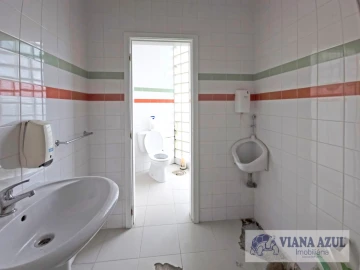 Armazém para Venda em São Romão de Neiva