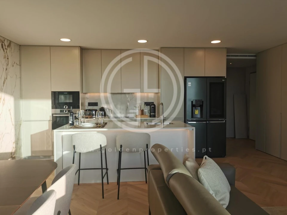 Apartamento T2 para Venda em Faro (Sé e São Pedro) Foto 7