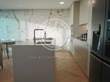 Apartamento T2 para Venda em Faro (Sé e São Pedro)