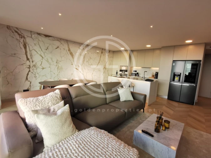 Apartamento T2 para Venda em Faro (Sé e São Pedro) Foto 4