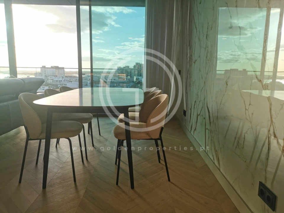 Apartamento T2 para Venda em Faro (Sé e São Pedro) Foto 8