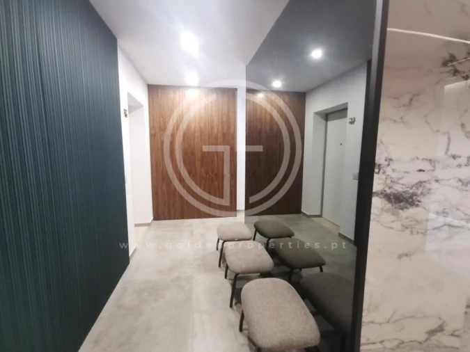 Apartamento T2 para Venda em Faro (Sé e São Pedro) Foto 10