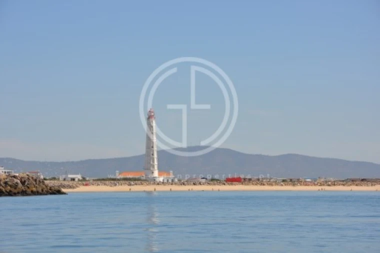 Apartamento T2 para Venda em Faro (Sé e São Pedro) Foto 15