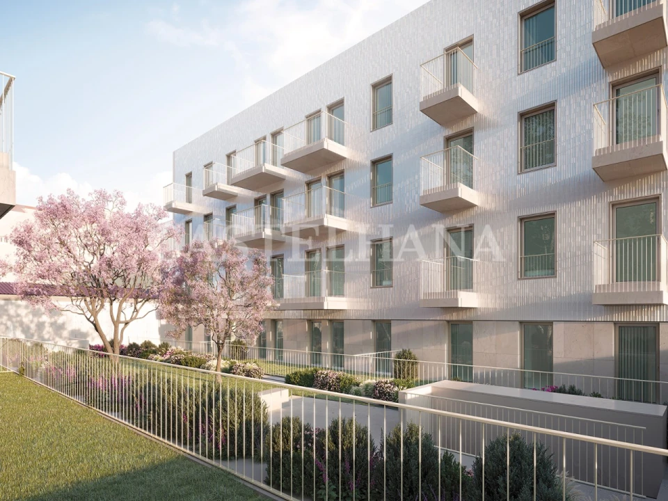 Apartamento T3 para Venda em Alvalade Foto 1