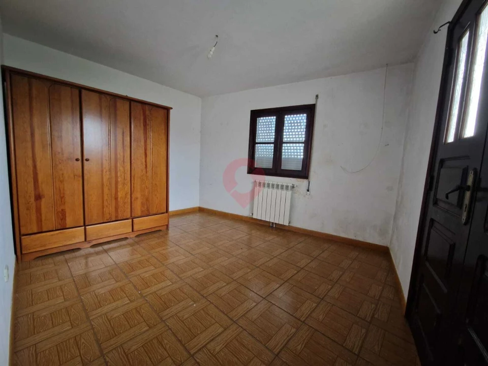 Moradia T4 para Venda em Barbeita Foto 11