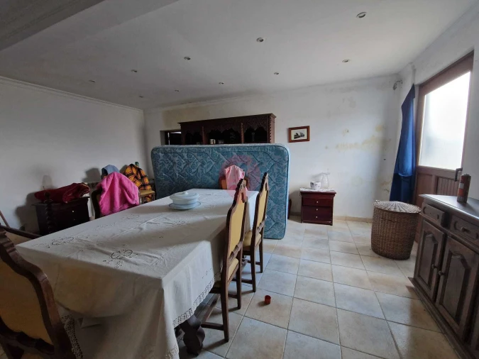 Moradia T4 para Venda em Barbeita Foto 4