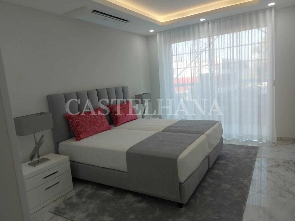 Apartamento T2 para Venda em Lagos (São Sebastião e Santa Maria) Foto 12