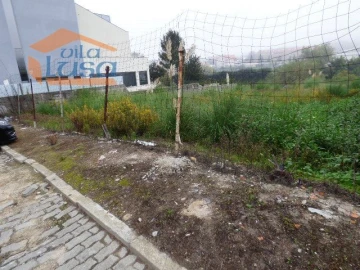 Terreno para Venda em Canelas