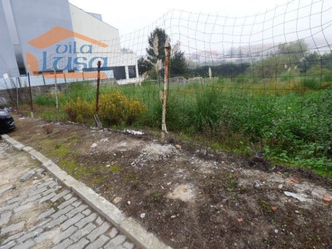 Terreno para Venda em Canelas Foto 2