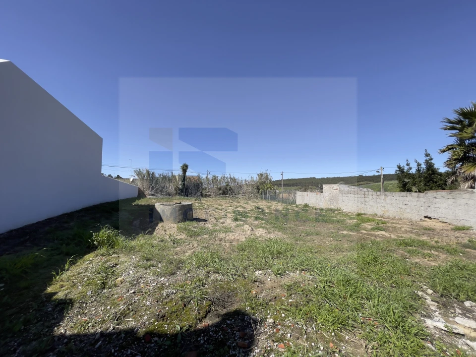 Terreno para Venda em Lourinhã e Atalaia Foto 4