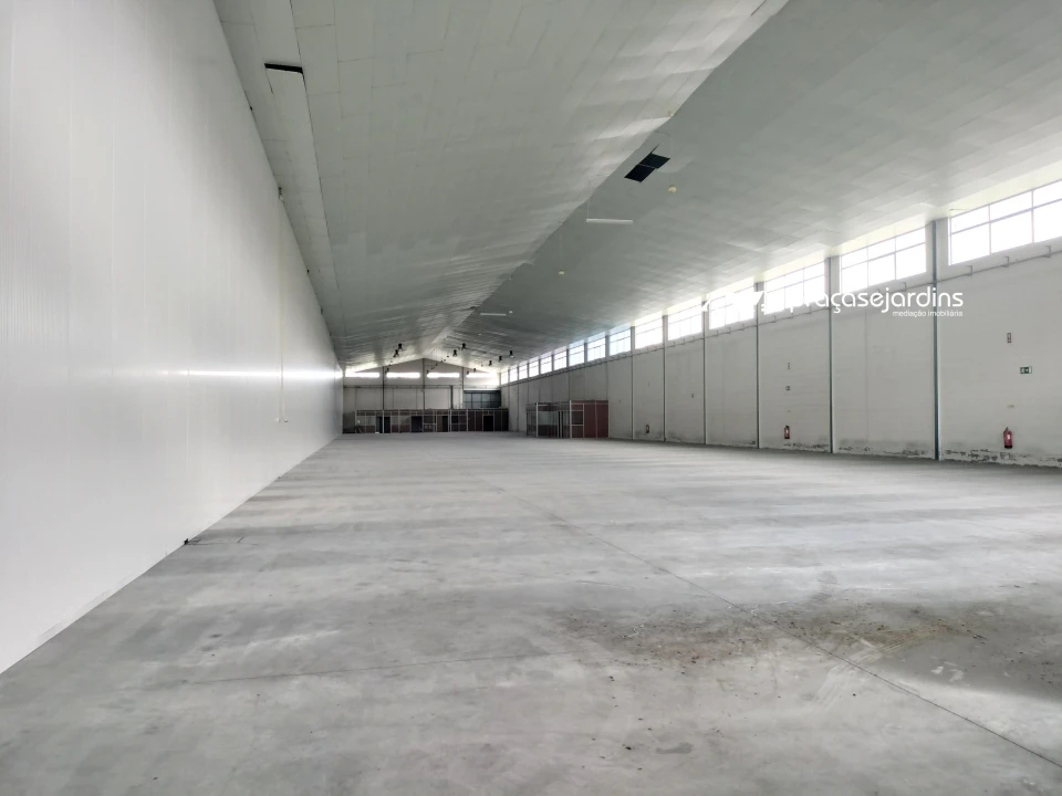 Armazém para Arrendamento em Marrazes e Barosa Foto 10