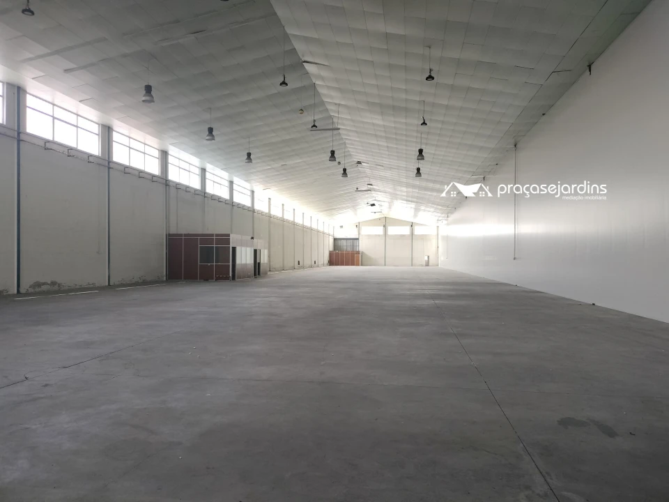 Armazém para Arrendamento em Marrazes e Barosa Foto 6