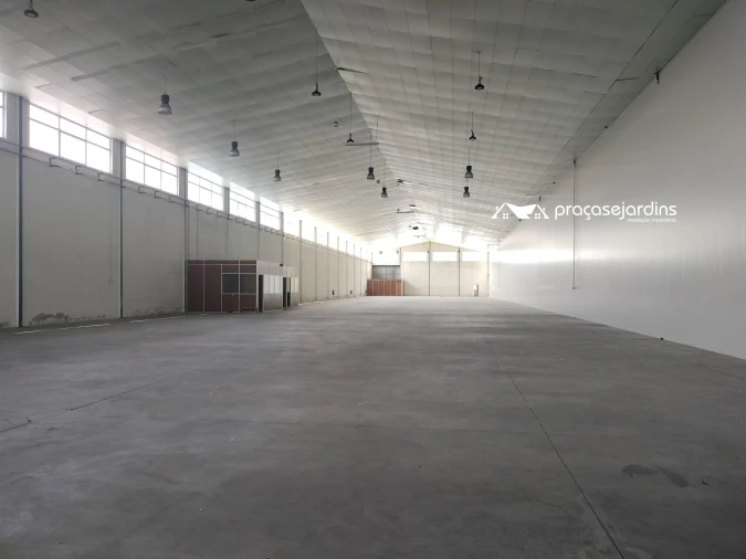 Armazém para Arrendamento em Marrazes e Barosa Foto 6