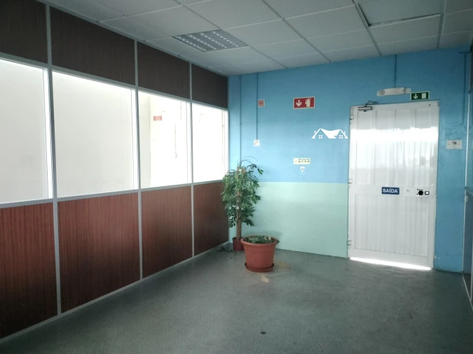 Armazém para Arrendamento em Marrazes e Barosa Foto 15