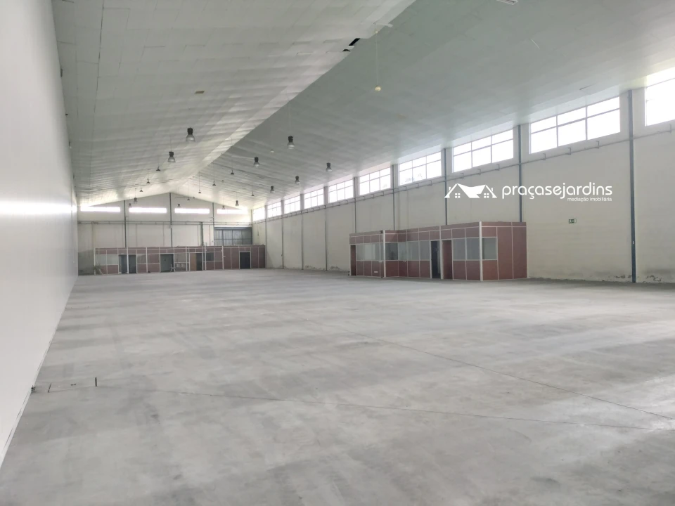 Armazém para Arrendamento em Marrazes e Barosa Foto 1