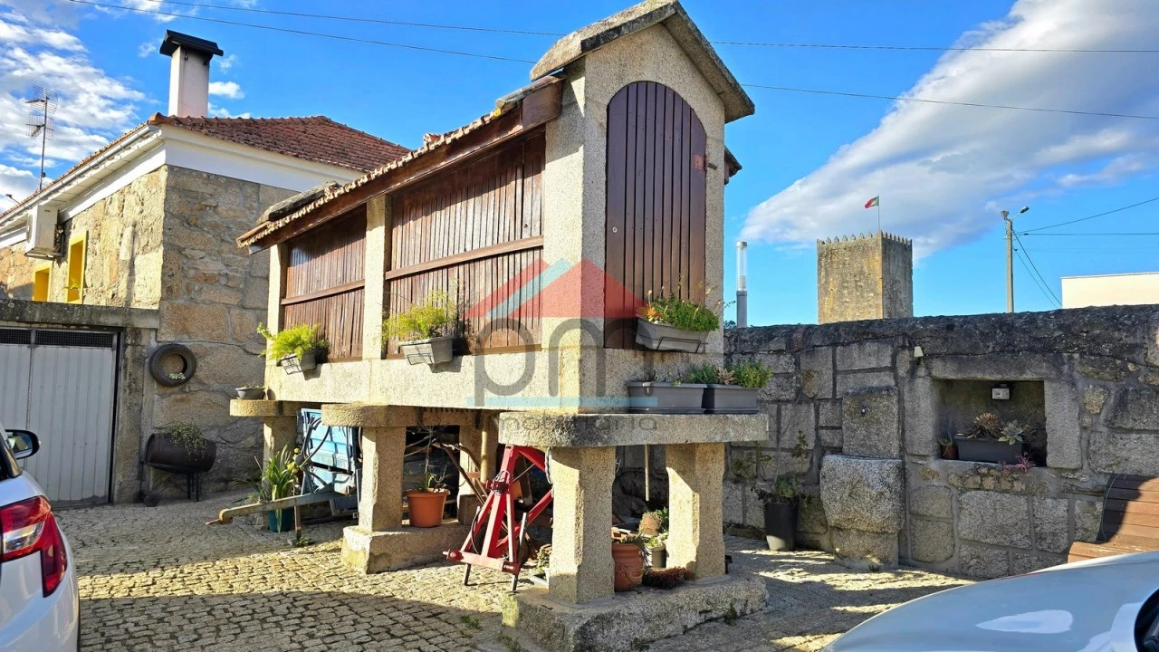 Moradia T4 para Venda em Troporiz e Lapela Foto 22