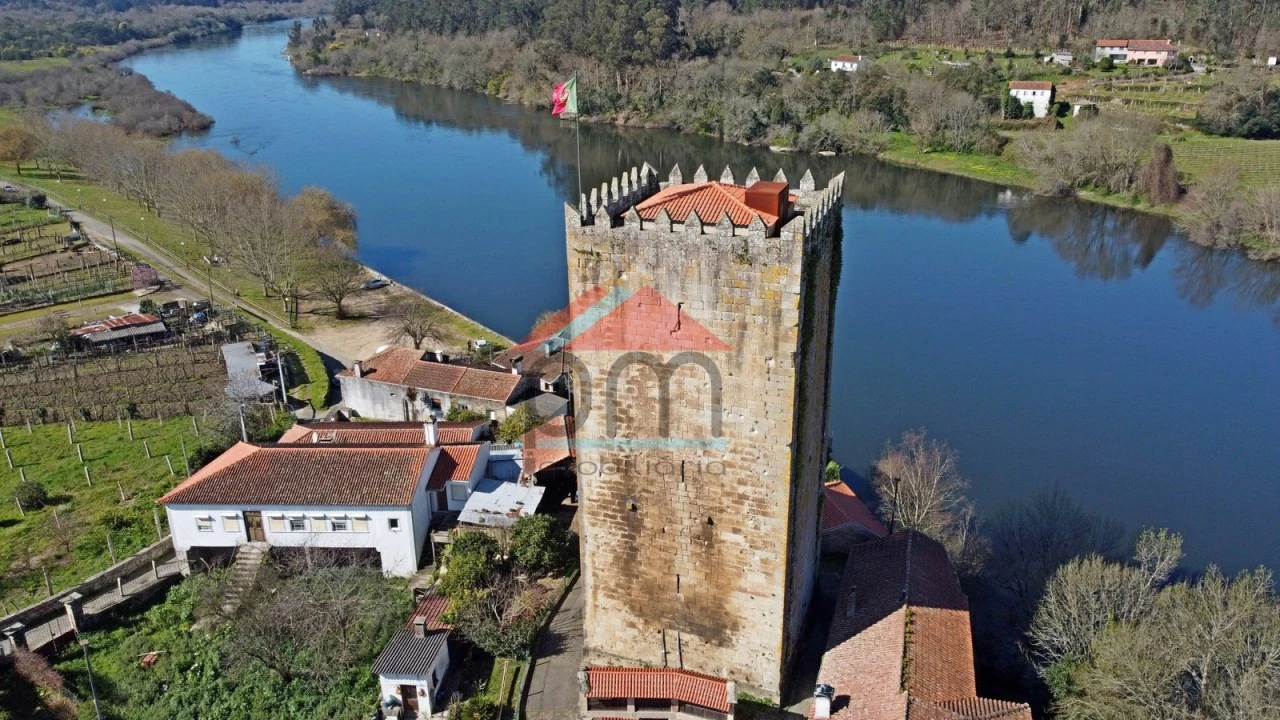 Moradia T4 para Venda em Troporiz e Lapela Foto 28