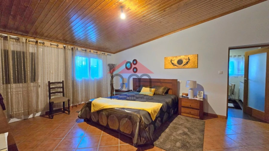 Moradia T4 para Venda em Troporiz e Lapela Foto 17