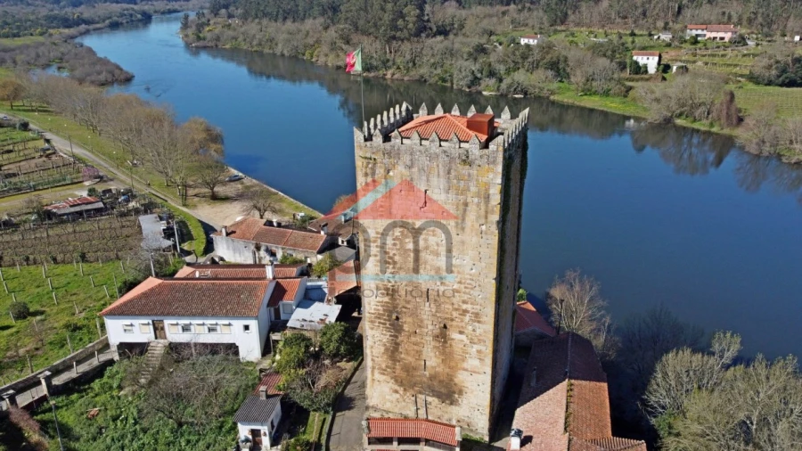 Moradia T4 para Venda em Troporiz e Lapela Foto 28