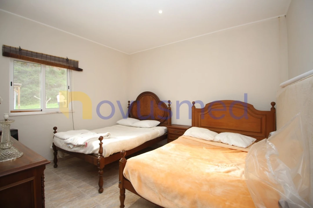 Quinta T2 para Venda em Alferce Foto 14