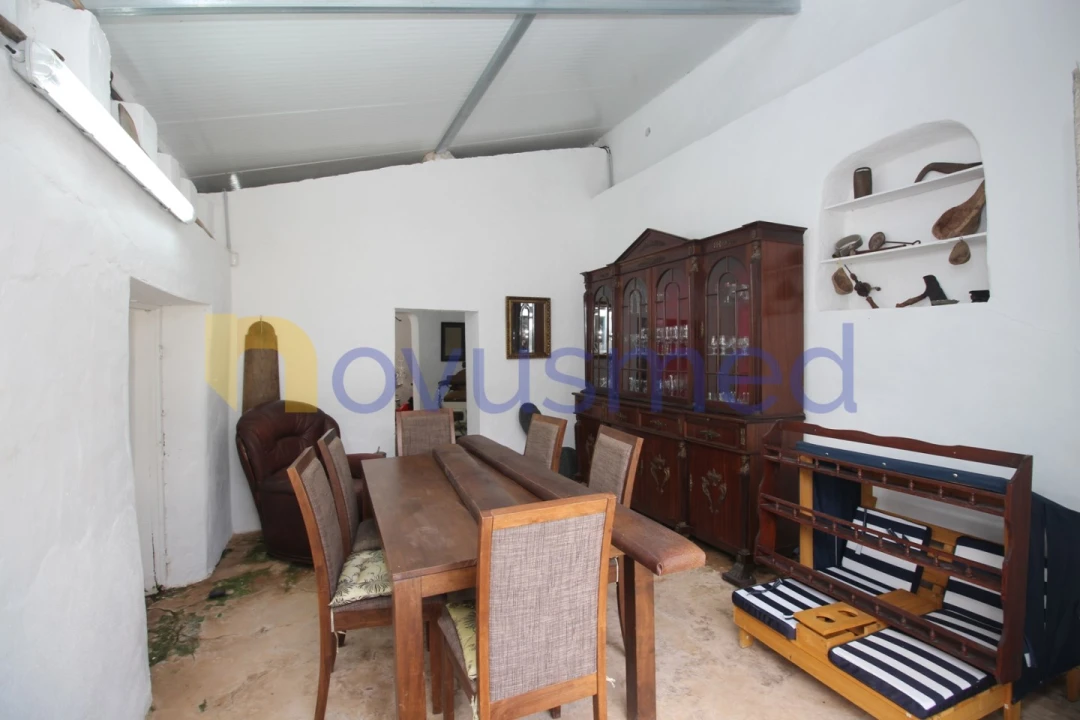 Quinta T2 para Venda em Alferce Foto 25