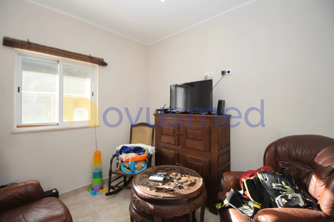 Quinta T2 para Venda em Alferce Foto 31