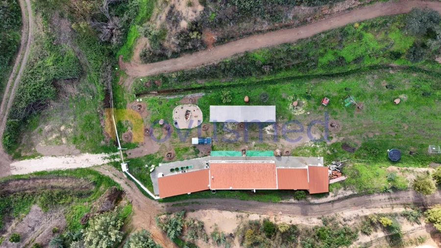 Quinta T2 para Venda em Alferce Foto 5