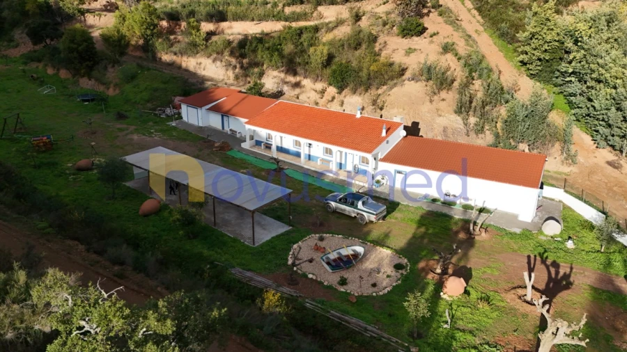 Quinta T2 para Venda em Alferce Foto 40