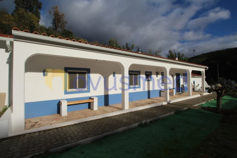 Quinta T2 para Venda em Alferce Foto 6