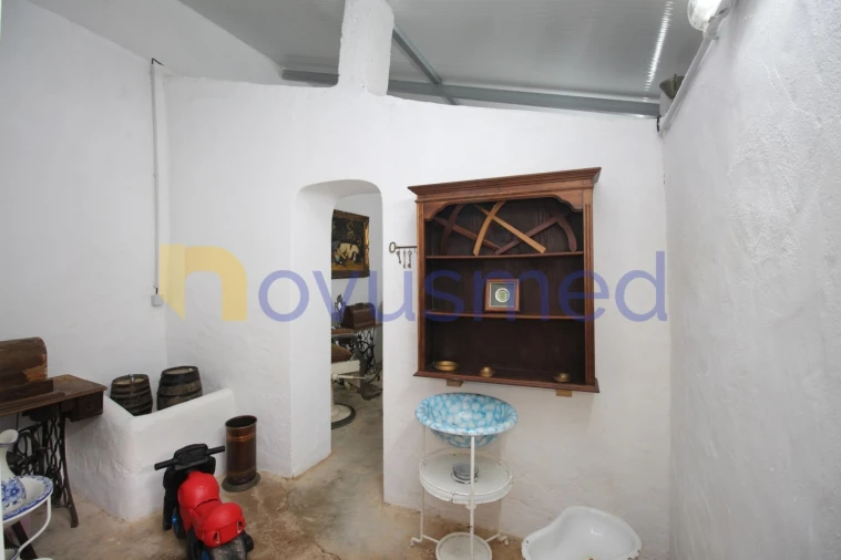 Quinta T2 para Venda em Alferce Foto 19