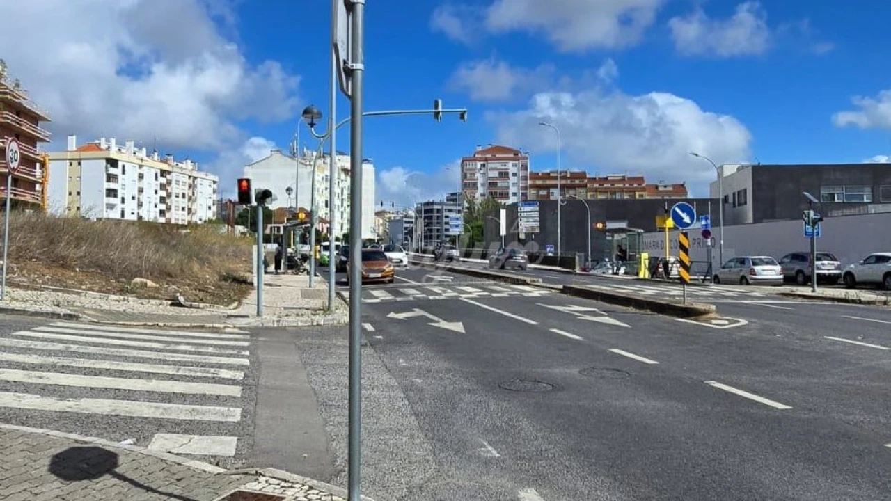 Terreno para Venda em Venteira Foto 7