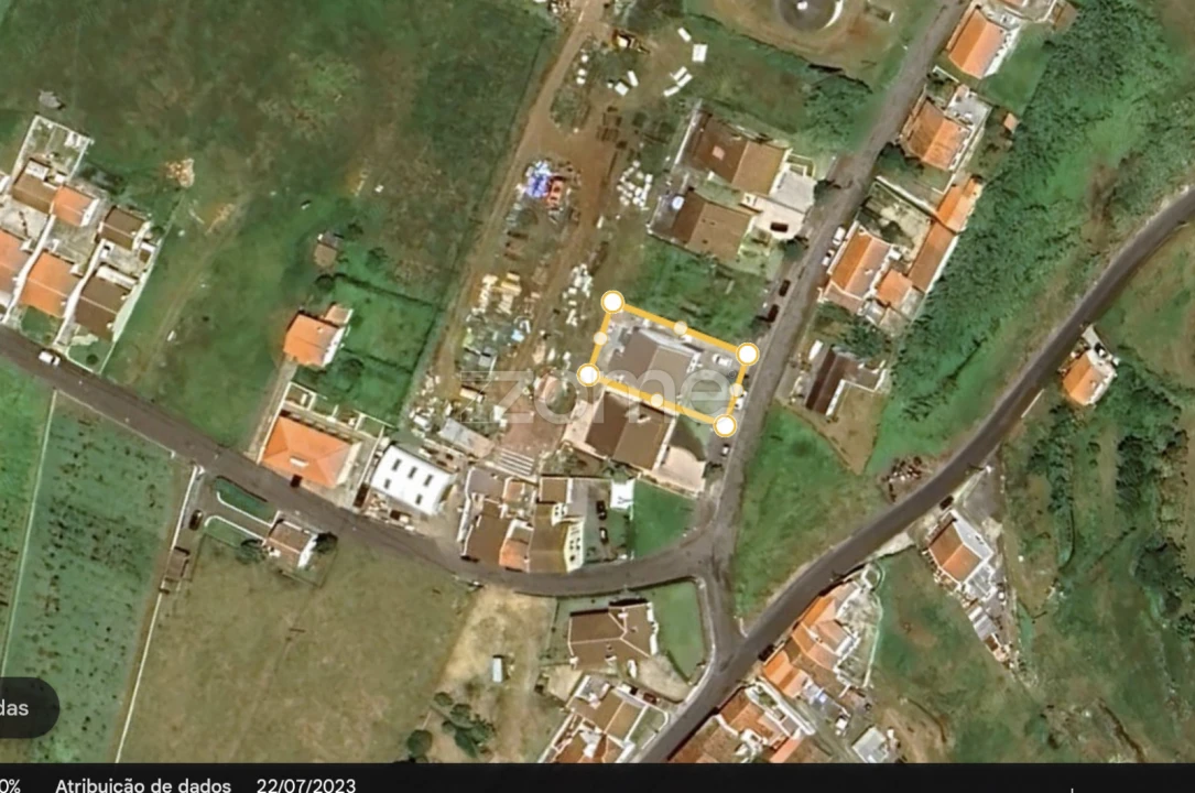 Moradia T4 para Venda em Vila do Porto Foto 18