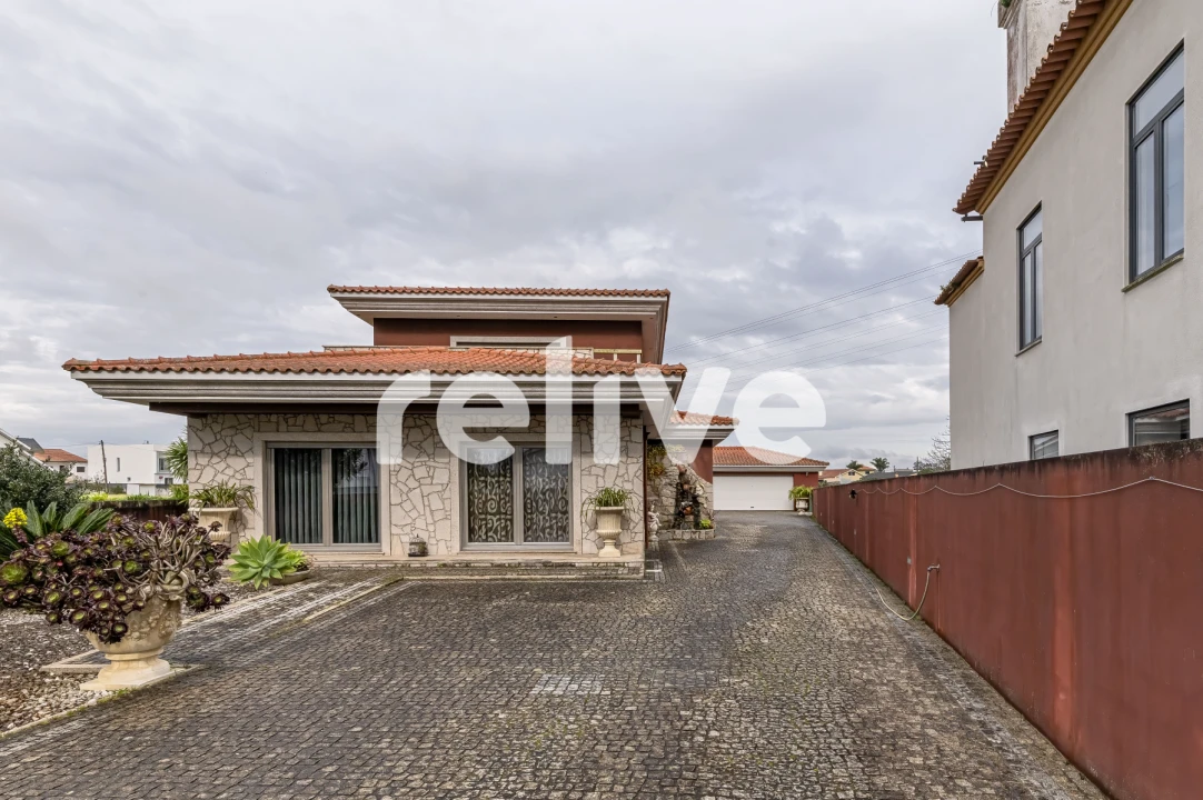 Moradia T5 para Venda em Ovar, São João, Arada e São Vicente de Pereira Jusã Foto 7
