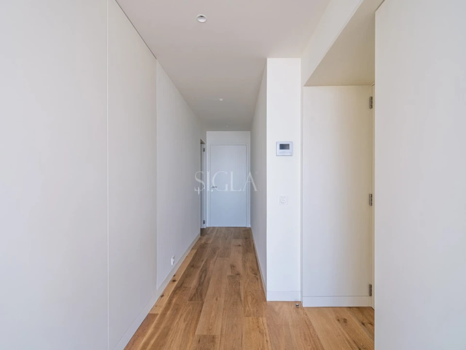 Apartamento T3 para Venda em Aldoar, Foz do Douro e Nevogilde Foto 3