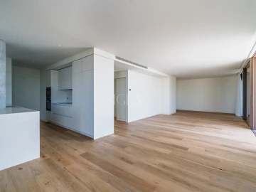 Apartamento T3 para Venda em Aldoar, Foz do Douro e Nevogilde