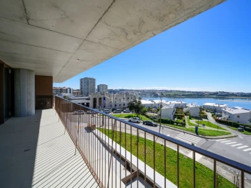 Apartamento T3 para Venda em Aldoar, Foz do Douro e Nevogilde