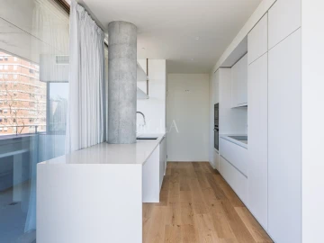 Apartamento T3 para Venda em Aldoar, Foz do Douro e Nevogilde