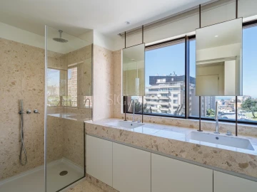 Apartamento T3 para Venda em Aldoar, Foz do Douro e Nevogilde
