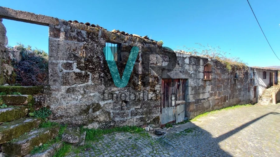 Moradia T3 para Venda em Ruivães e Campos Foto 11