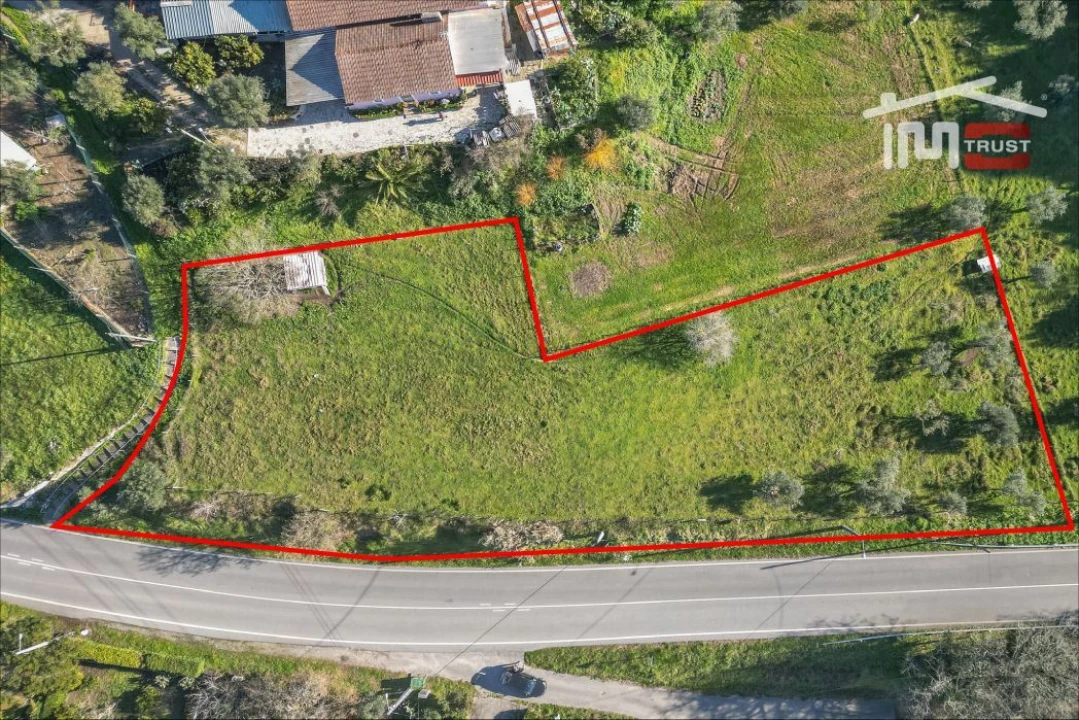 Terreno P/ Prédio para Venda em Atouguia Foto 2