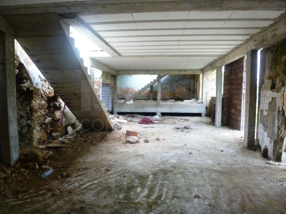 Moradia T4 para Venda em Queluz e Belas Foto 3