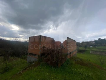 Quinta T1 para Venda em Candosa