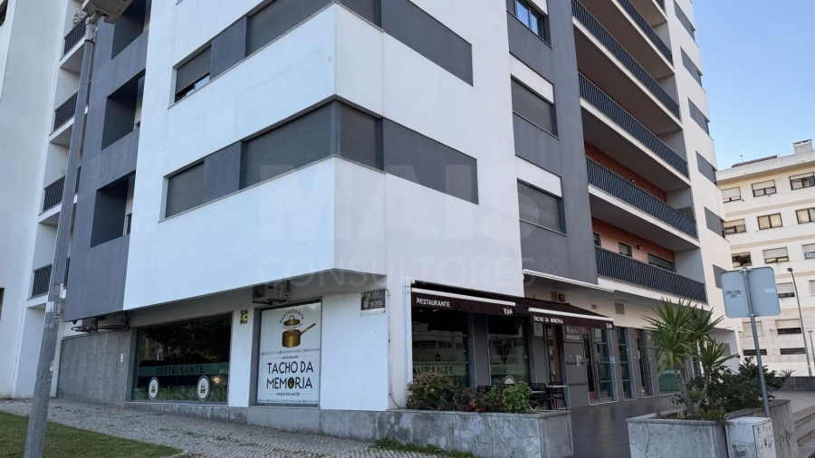 Loja para Venda em Odivelas Foto 2