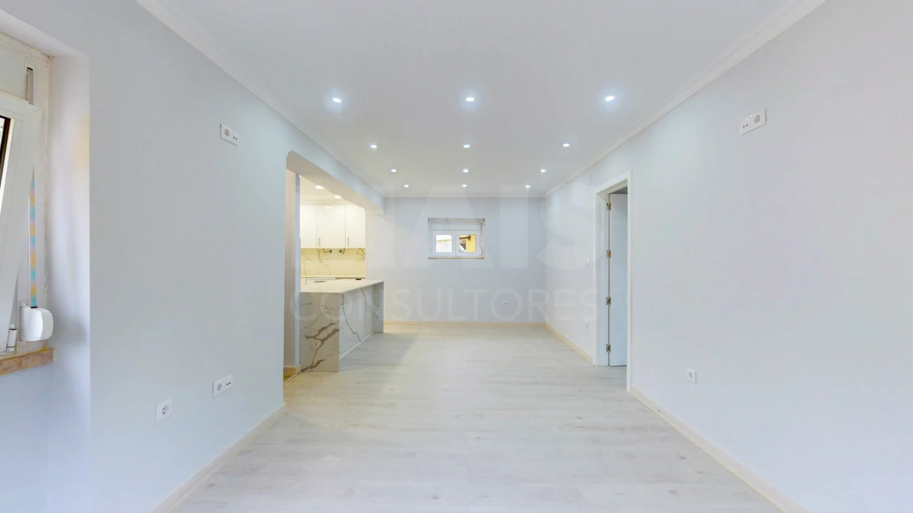 Moradia T3 para Venda em Ramada e Caneças Foto 10