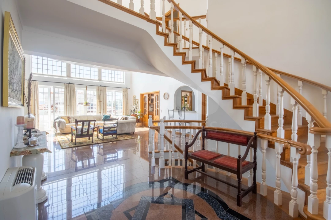 Moradia T5 para Venda em Amoreira Foto 4